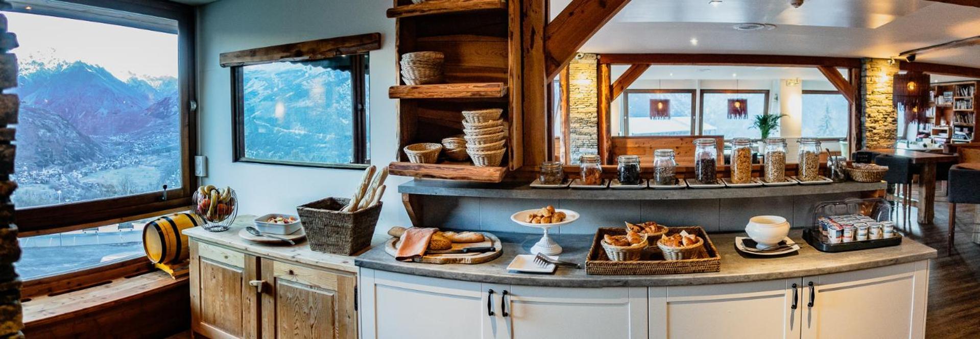 Hotel Restaurant Saint Roch Puy-Saint-Vincent Eksteriør bilde