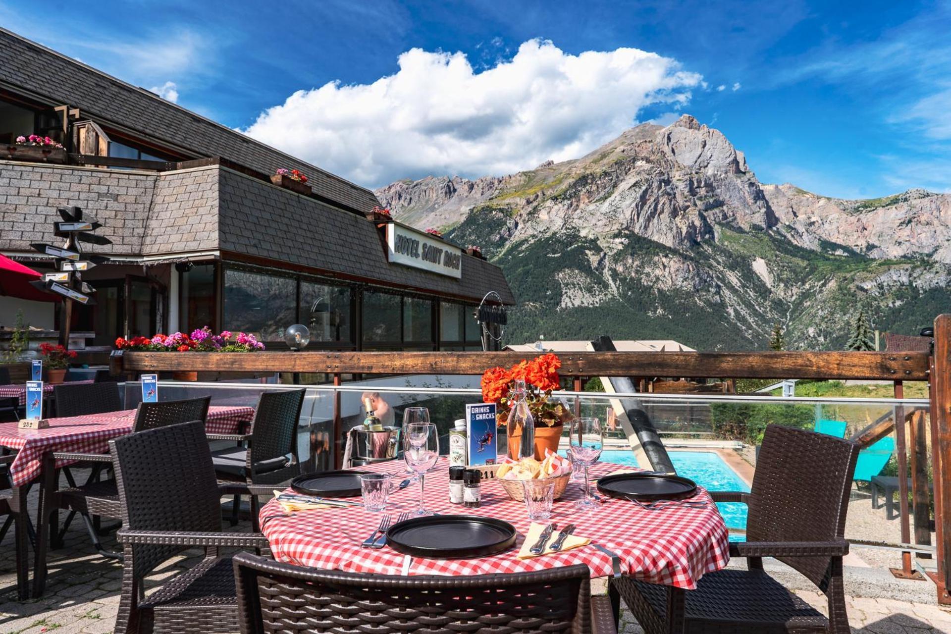 Hotel Restaurant Saint Roch Puy-Saint-Vincent Eksteriør bilde